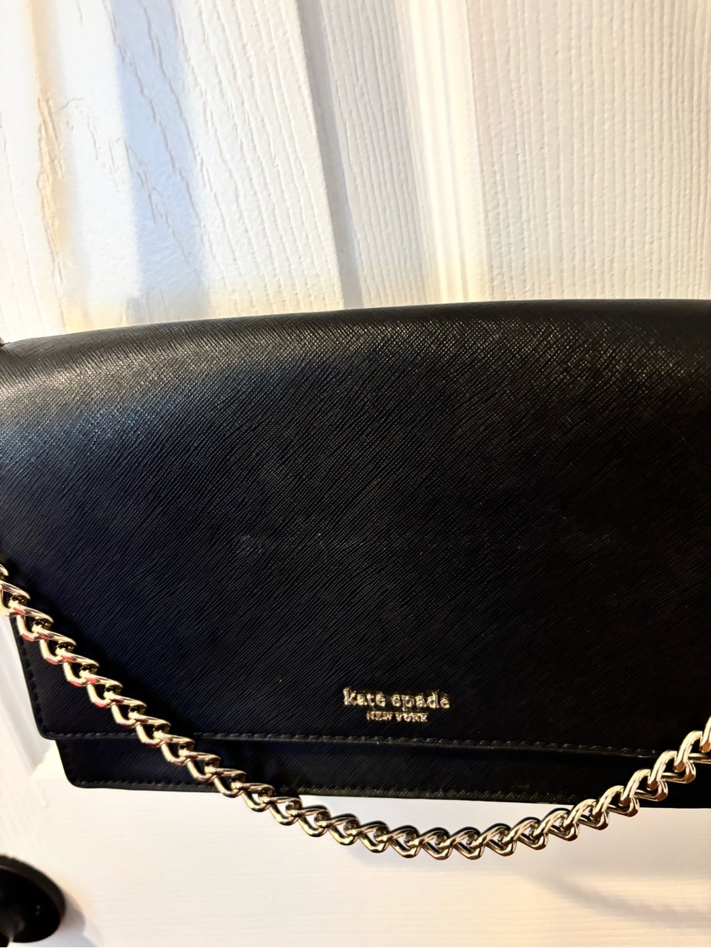Cross body Kate spade Black Saffiano Leather elegant Shoulder Bag w/ Silver Chai